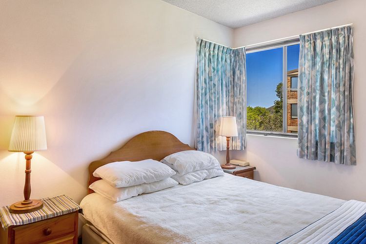 The Helm, 3/22 Voyager Close