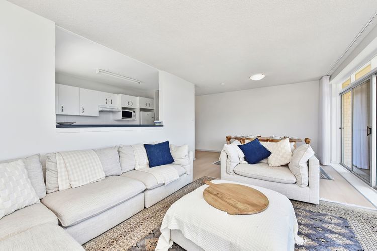 The Helm, 3/22 Voyager Close