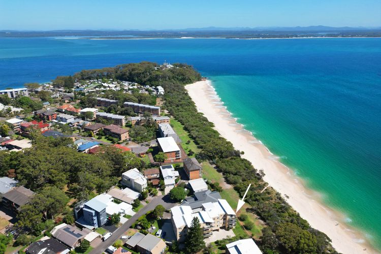 The Helm, 3/22 Voyager Close