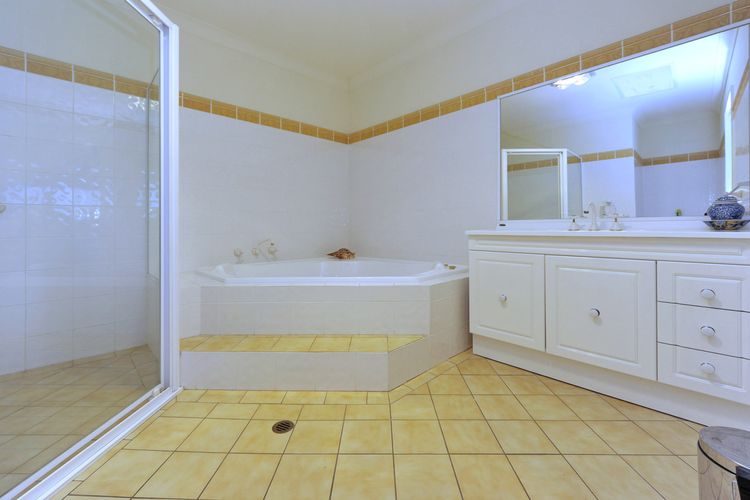 Marine Dr 2/70 – Fingal Bay