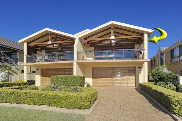 Marine Dr 2/70 – Fingal Bay