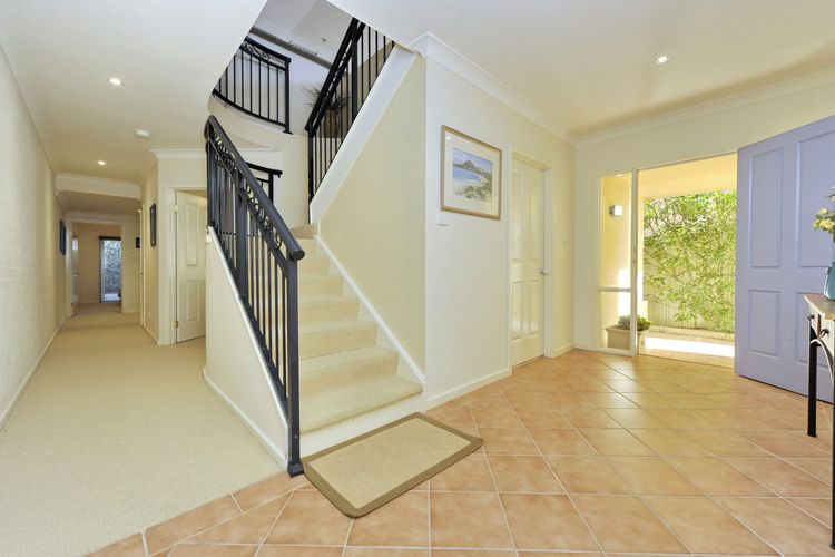 Marine Dr 2/70 – Fingal Bay