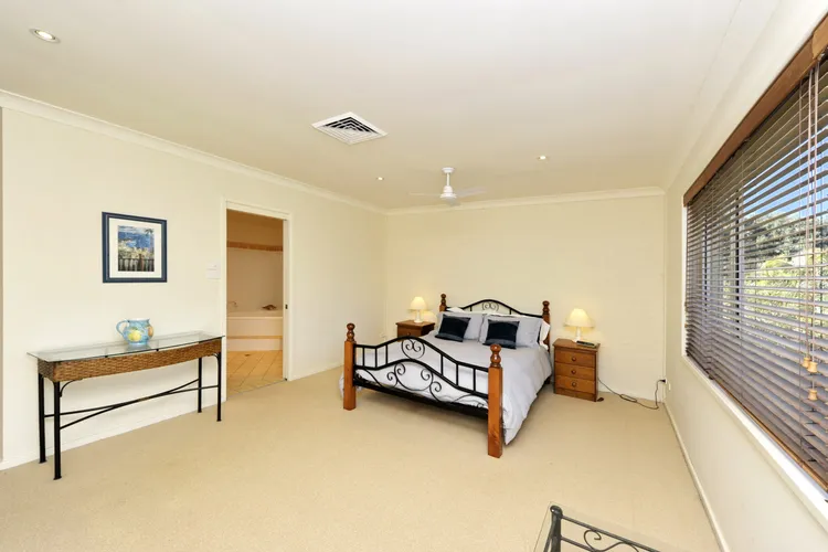 Marine Dr 2/70 – Fingal Bay