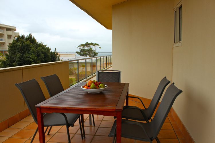 Breakwater 102 – Shoal Bay