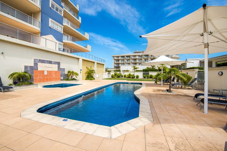 Breakwater 102 – Shoal Bay