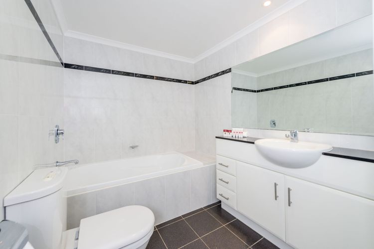 Breakwater 102 – Shoal Bay