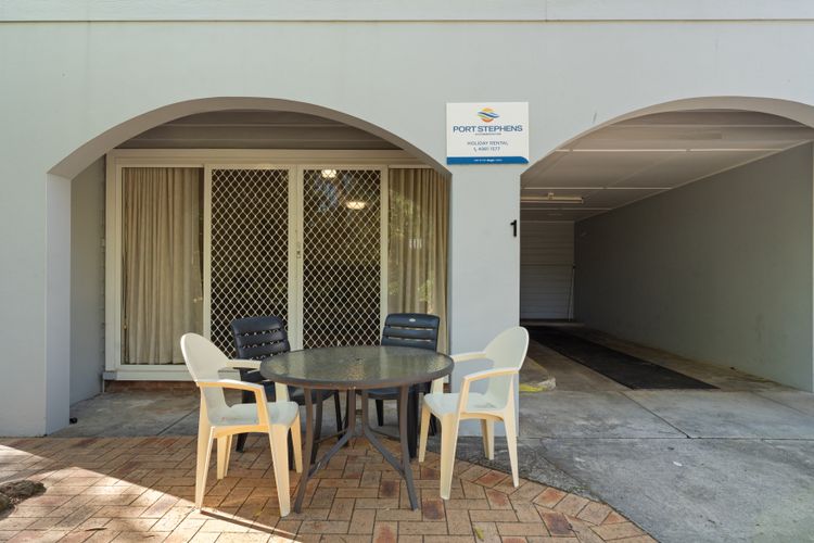 Shoal Bay Avenue, Unit 1/7