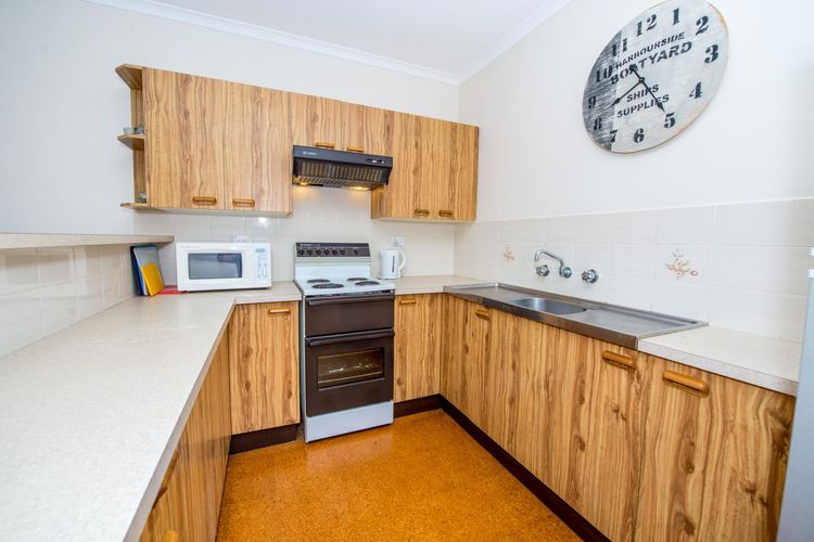 Shoal Bay Avenue, Unit 1/7