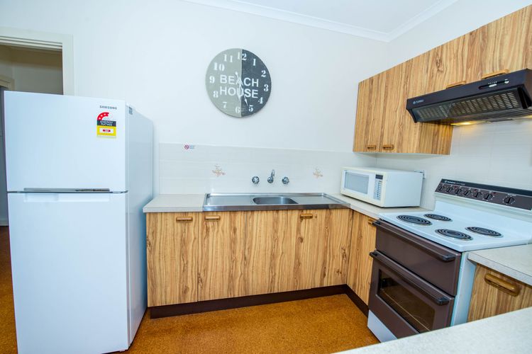 Shoal Bay Avenue, Unit 2/7