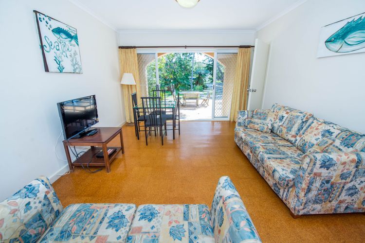 Shoal Bay Avenue, Unit 2/7