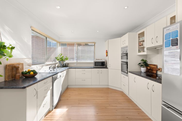 Shoal Bay Beach Retreat