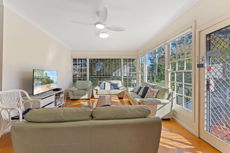 Shoal Bay Avenue 7
