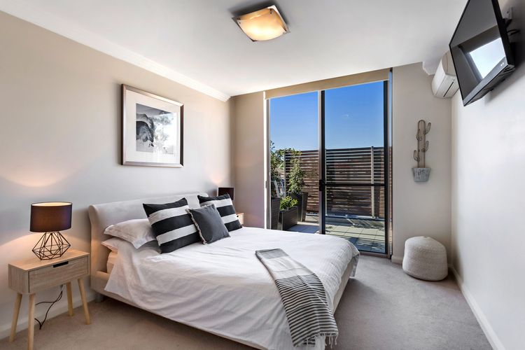 Aura Apartments, Unit 13/59 Shoal Bay Road