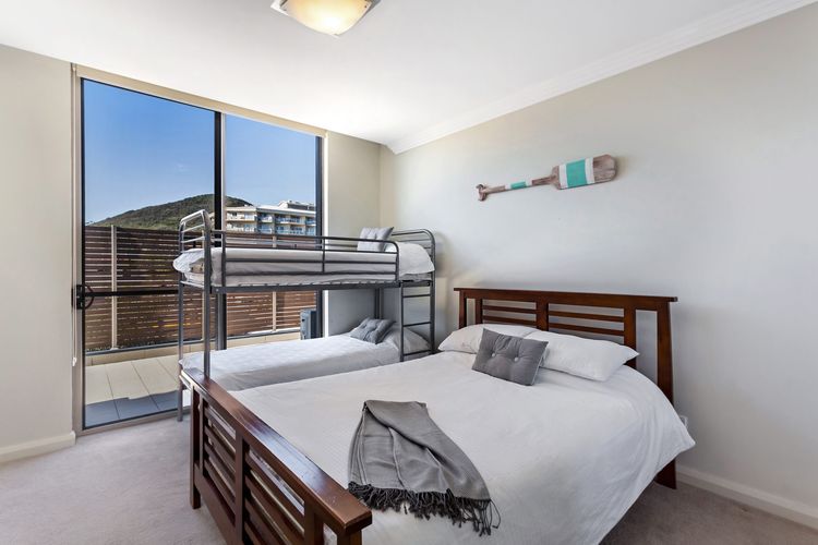 Aura Apartments, Unit 13/59 Shoal Bay Road