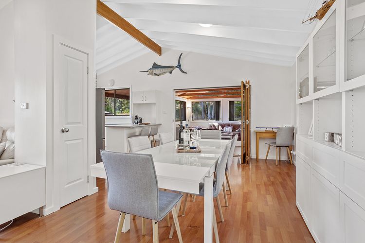 Ocean Beach Road, 22