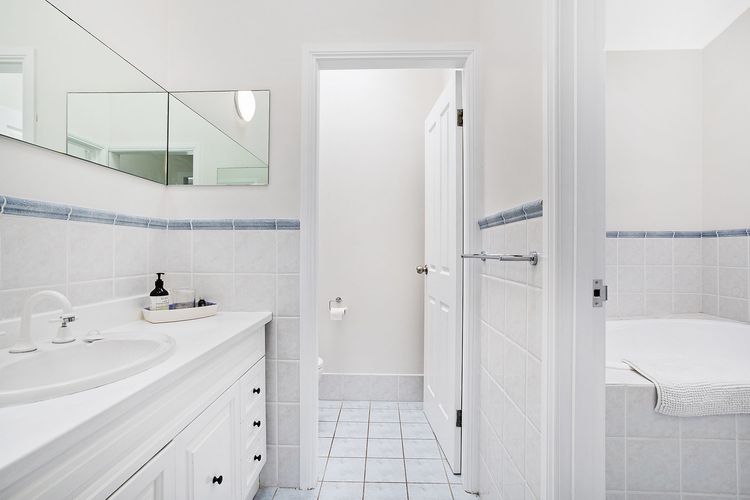 Ocean Beach Road, 22