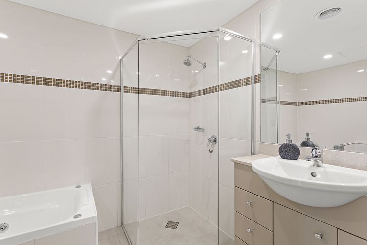 Carrington Nelson Bay