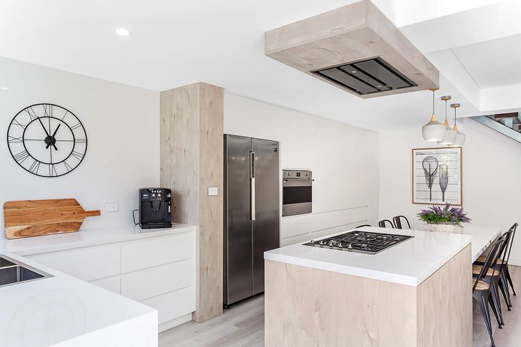 La Luna – Shoal Bay 30 Horace St Shoal Bay