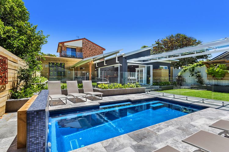 La Luna – Shoal Bay 30 Horace St Shoal Bay