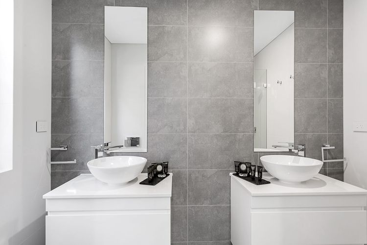 La Luna – Shoal Bay 30 Horace St Shoal Bay