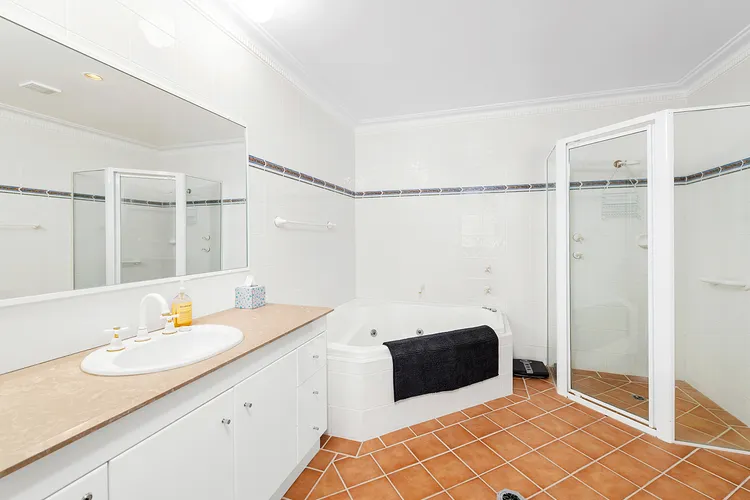 Peninsula Waters, 14/2-4 Soldiers Point Road