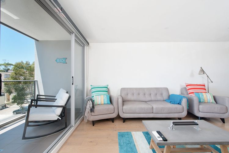 The Shoal, Unit 210/4-8 Bullecourt Street