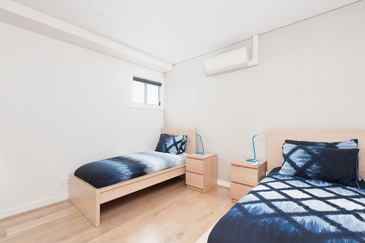 The Shoal, Unit 210/4-8 Bullecourt Street