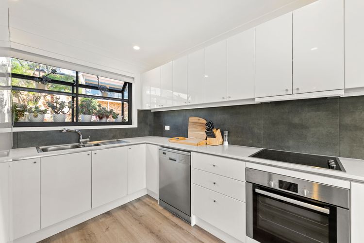 Family Retreat with water views at Corlette