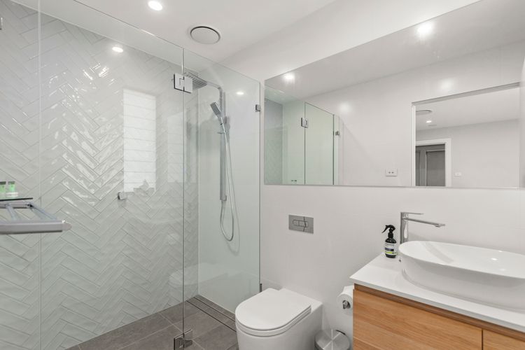 Whispering Waters Soldiers Point Rd 3 143