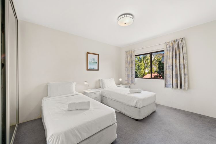 Radburn Ondine Close 3/17