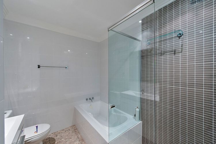 Aura Apartments, Unit 12/59 Shoal Bay Road