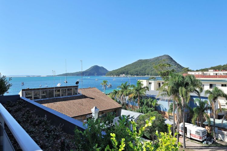 Aura Apartments, Unit 12/59 Shoal Bay Road