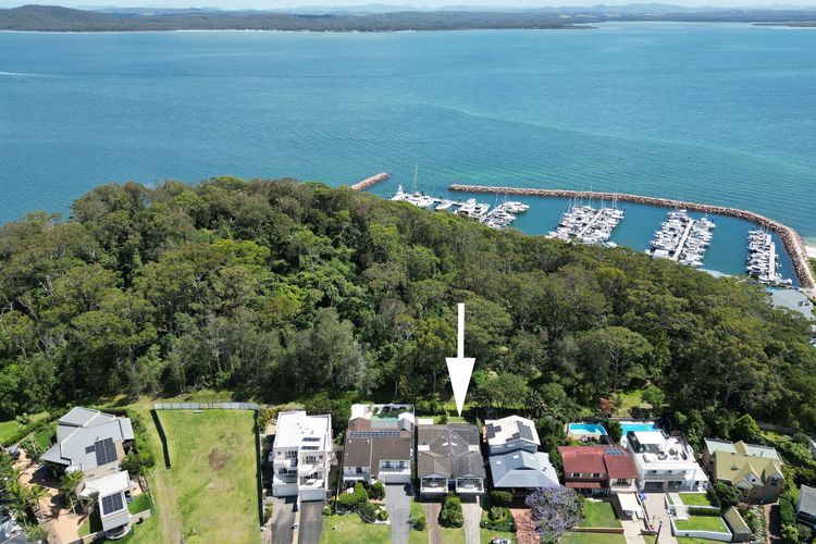 Cois Farraige – Beside the Sea “Irish”