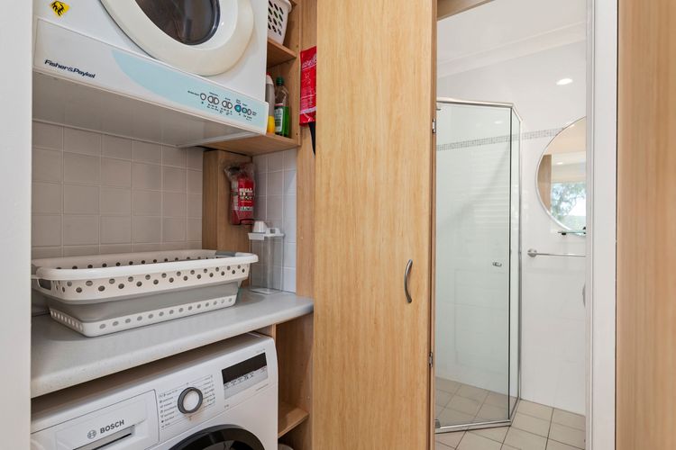 Waterfront Apartment – Soldiers Point