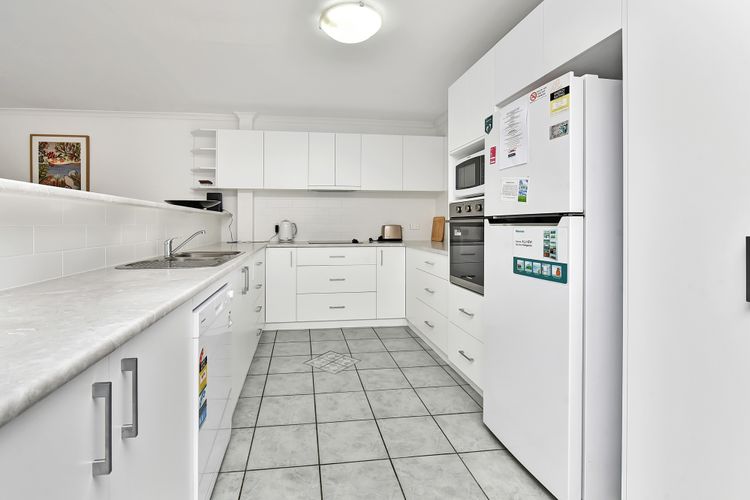 Nelson Towers, Unit 37/71 Victoria Parade