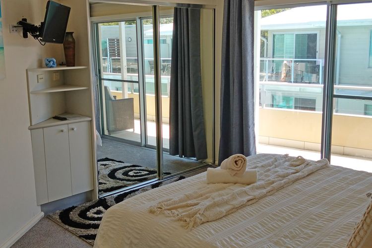 Pacific Blue Apartment, Unit 258/265 Sandy Point Road