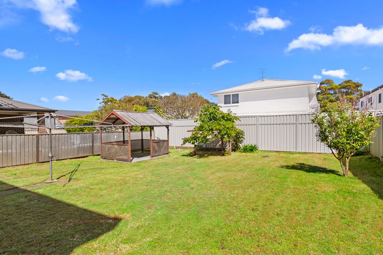 2 Rigney Street Shoal Bay