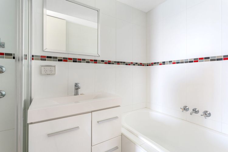 Harbourside, Unit 2/7 Soldiers Point Road