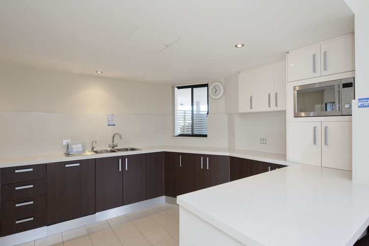 Dolphin Cove, Unit 13/2-6 Government Road