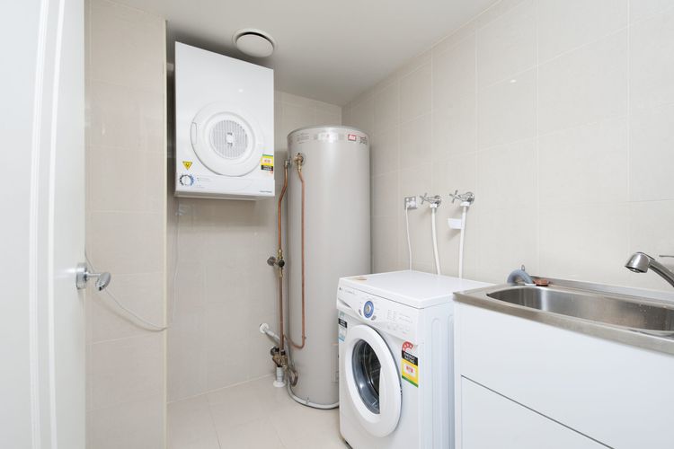 Dolphin Cove, Unit 13/2-6 Government Road