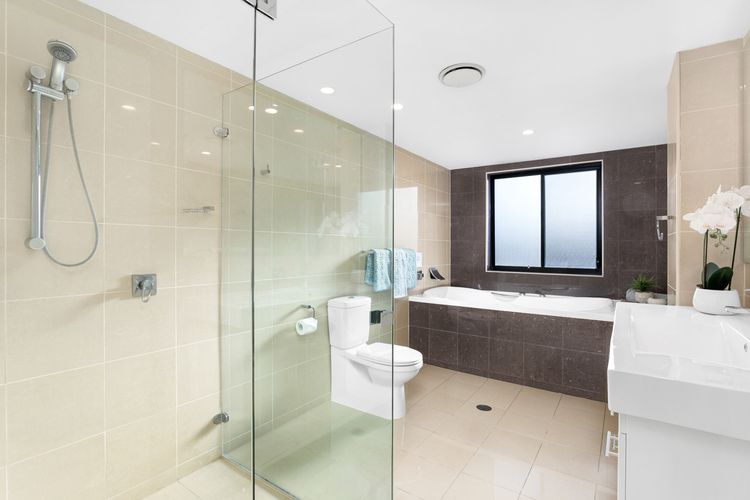 Dolphin Cove, Unit 13/2-6 Government Road