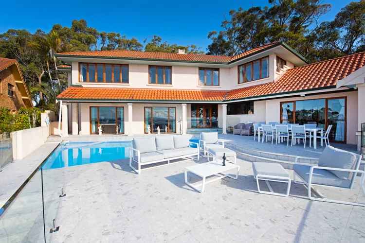 Panoramic Oceanview Manor