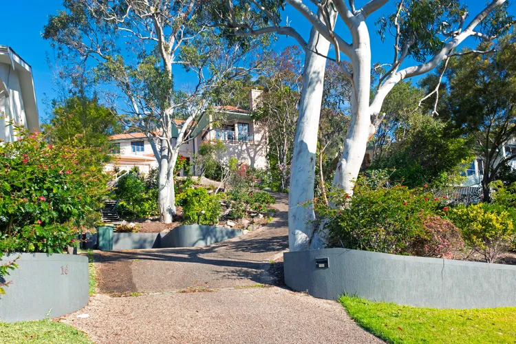 Panoramic Oceanview Manor