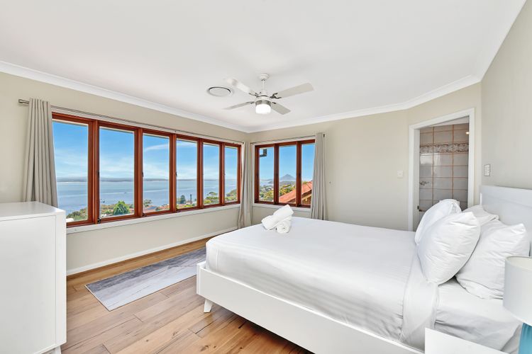 Panoramic Oceanview Manor