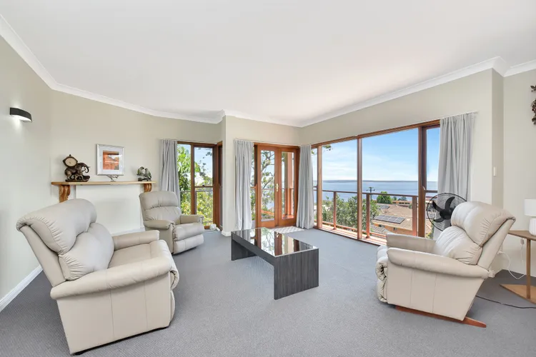 Panoramic Oceanview Manor