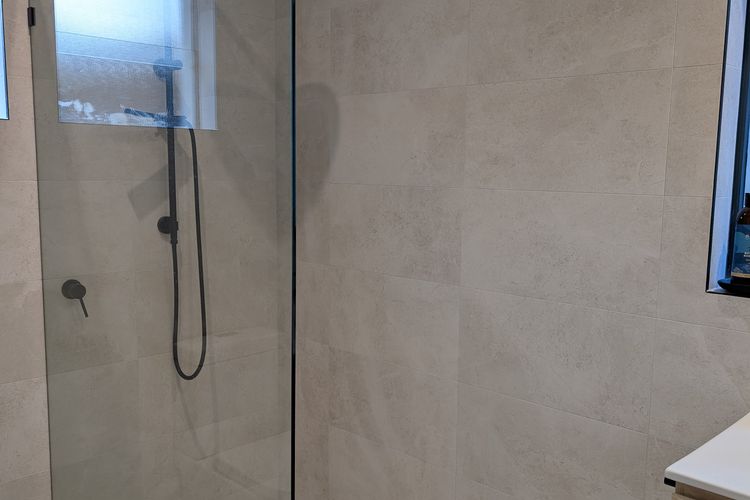 Maestral II – Beachside Villa with Private Garden