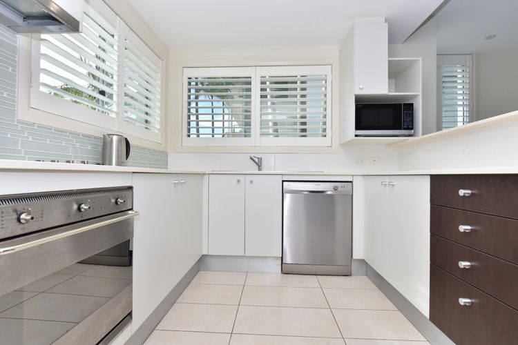 Pacific Blue Unit 175 Dual Swim Up