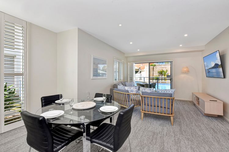 Pacific Blue Unit 175 Dual Swim Up