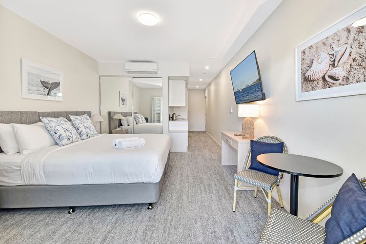 Pacific Blue Unit 175 Dual Swim Up B