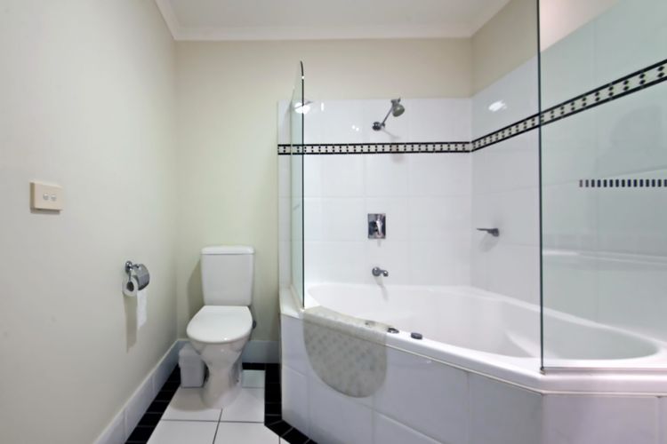 Barrington, Unit 707/35-45 Shoal Bay Road